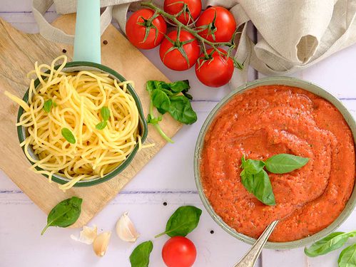 Zelf snelle pastasaus maken uit de blender
