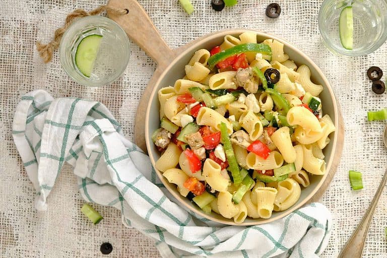 Griekse kip pasta salade