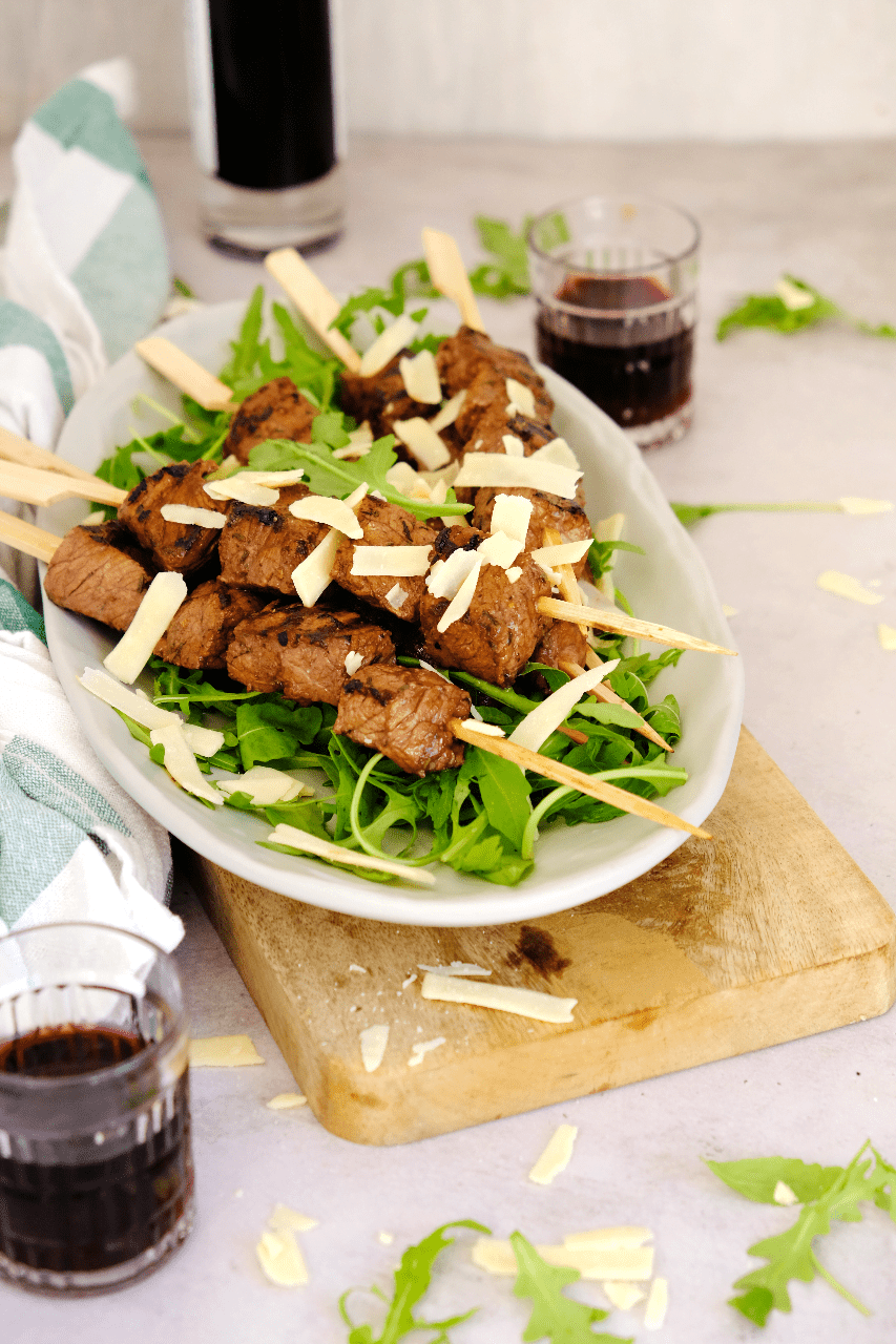 Biefstuk tagliata spiesjes voor de barbecue