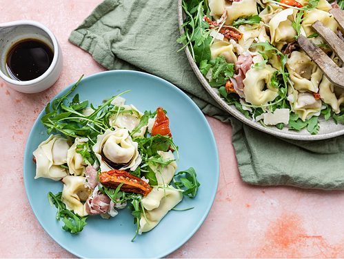 Tortellini salade, makkelijke pastasalade