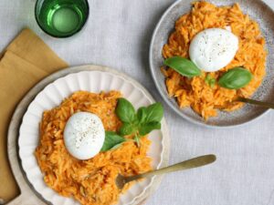 Pastasaus met geroosterde groenten uit de oven